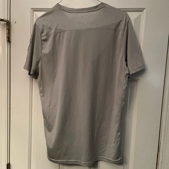 Grey Adidas Running shirt - Picture 3 of 3